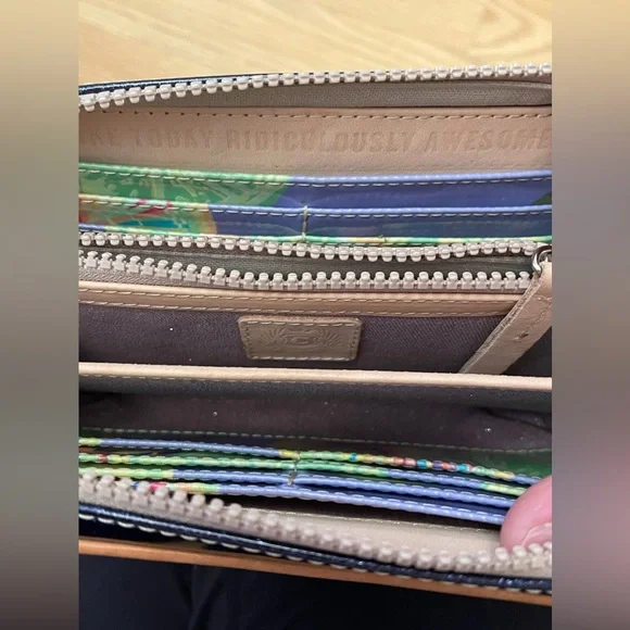 Calley Wristlet Wallet - Picture 4 of 7